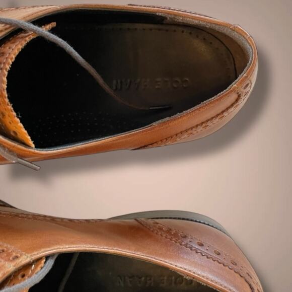 Men's 13M COLE HAN Tan Leather Modern Essentials Classic Wingtip Oxford, EUC - Picture 9 of 12